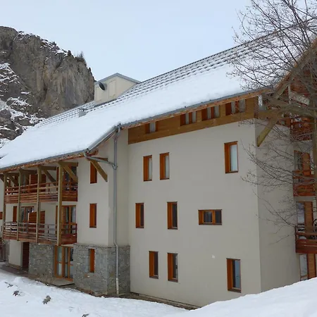 A27 Du Galibier Apartamento Valloire